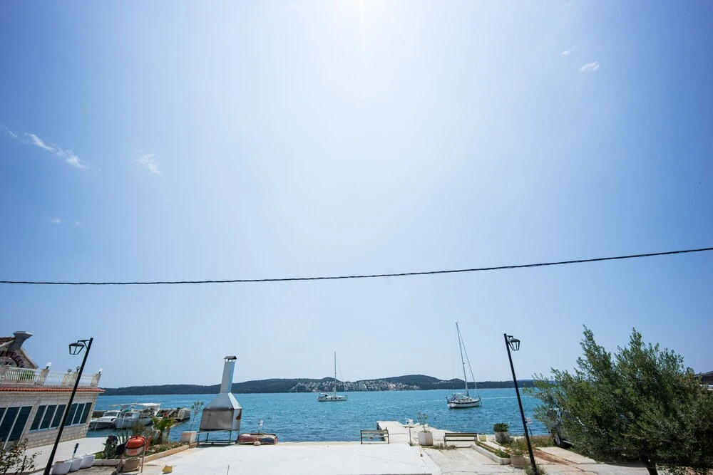 Sea you soon by the beach 2bedroom suite