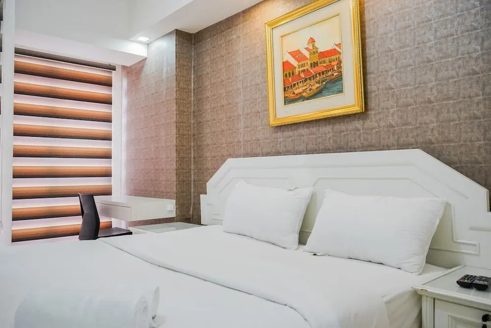 Minimalist Studio Apartment with City View at M-Town Residence