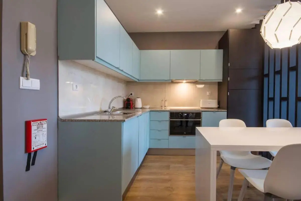 NEW! Galé Modern Apartment(elevator,parking) 446