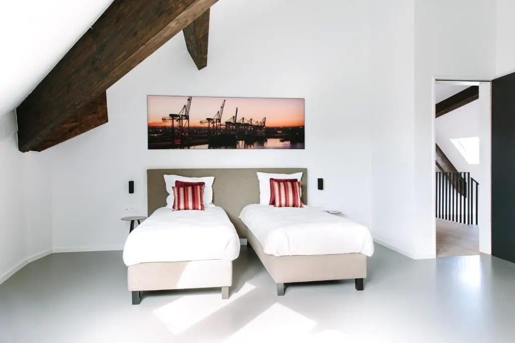 TRUST Hotel