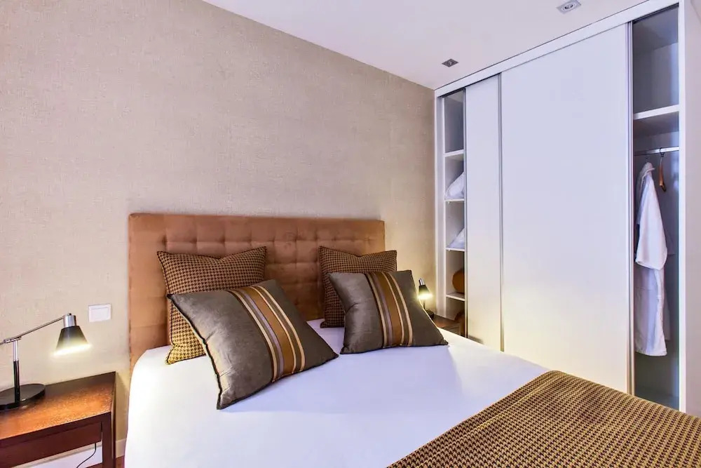 1 Bedroom - Classic Apartment