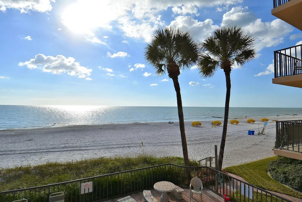Trillium 1A South Corner/amazing Remodel/stunning View!