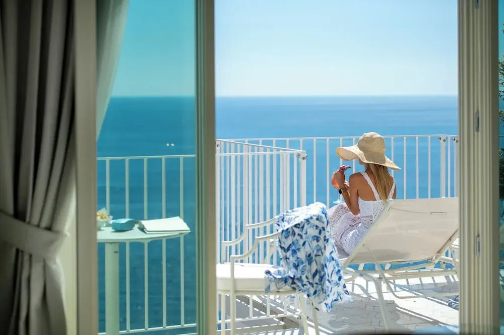 Infinity Suites