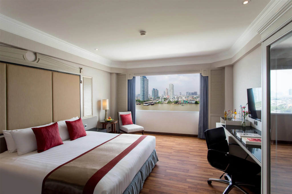 Ramada Plaza by Wyndham Bangkok Menam Riverside