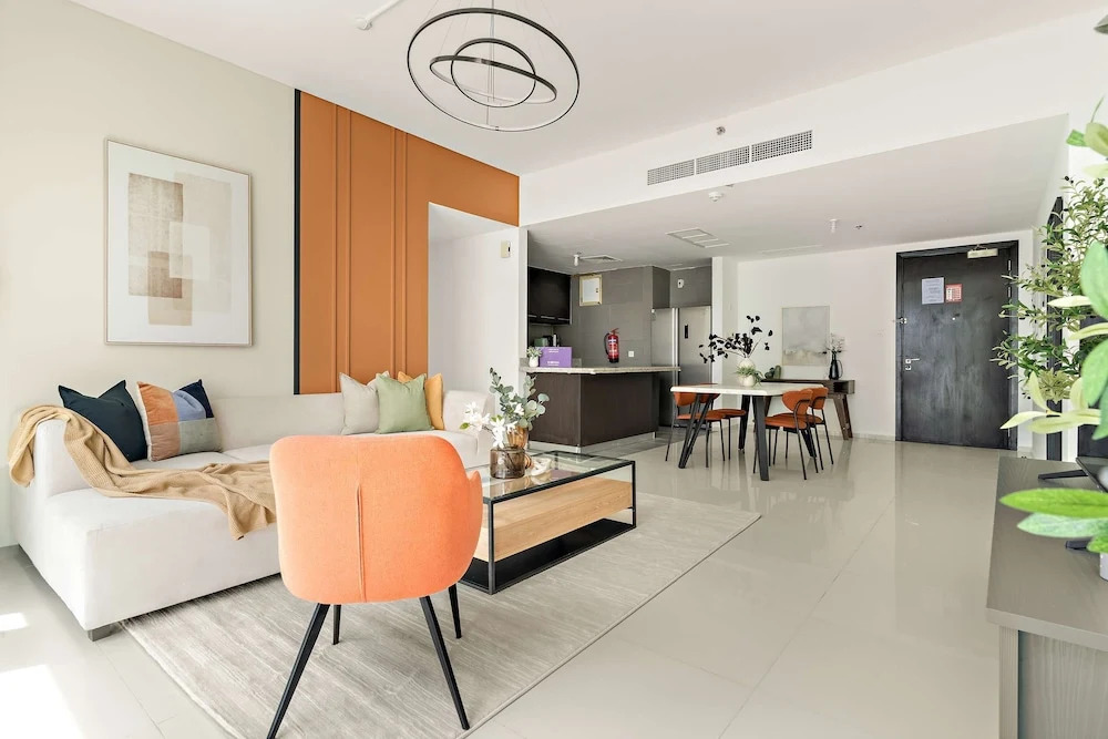 Silkhaus Refined 2BR Horizon Al Reem Island