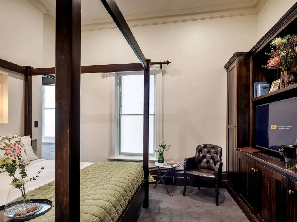 Mount Lofty House Adults Retreat - Enjoy 21 Signature Inclusions