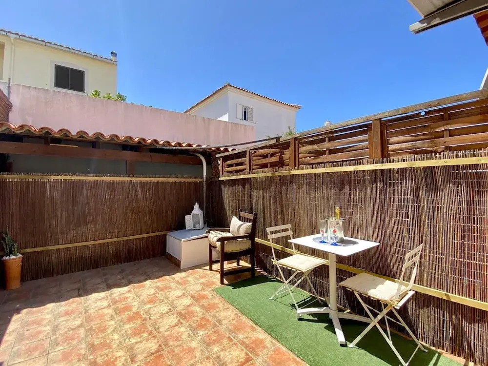 Faro Airport Flat 7 by Homing