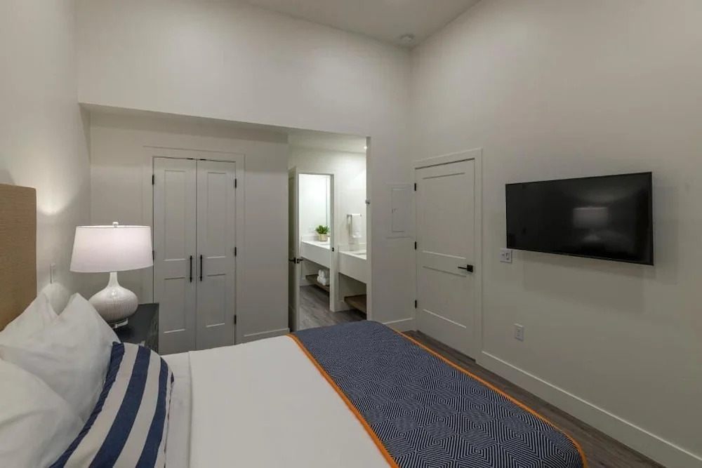 The Suites at Fishermens Village - 2 Bedroom Suites