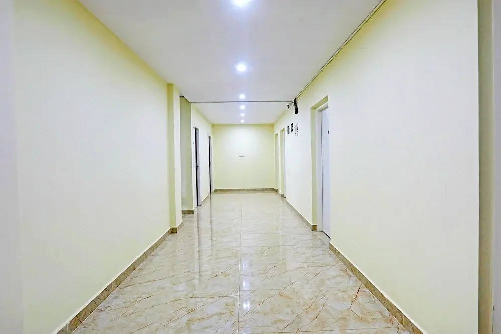 FabHotel Sujatha Residency - Near Channasandra Railway Station