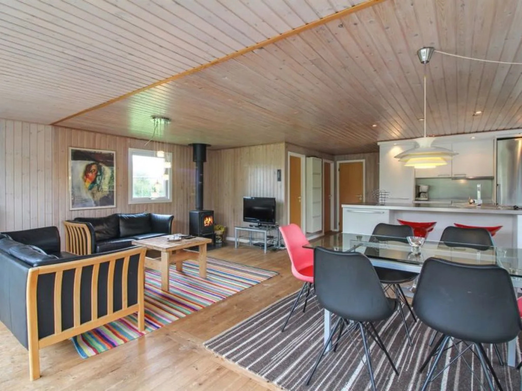 "Armine" - 450m from the sea in NW Jutland
