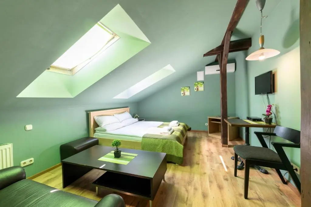 Spare Hotel