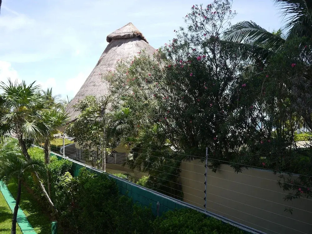 Oceanfront Condo at Cancun Top Rated beach