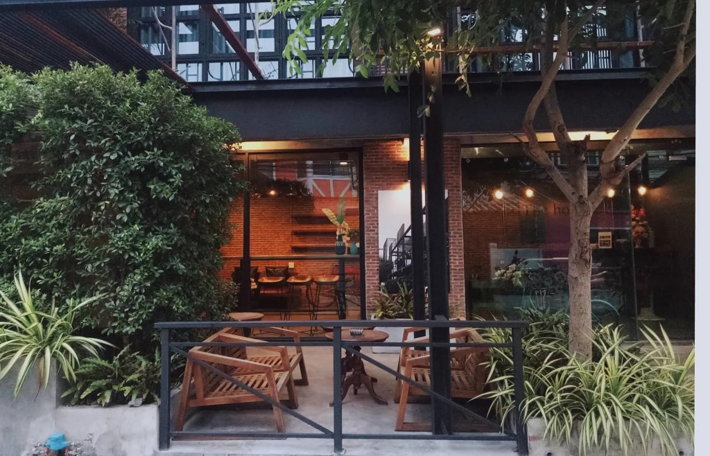 Yotaka The Hostel