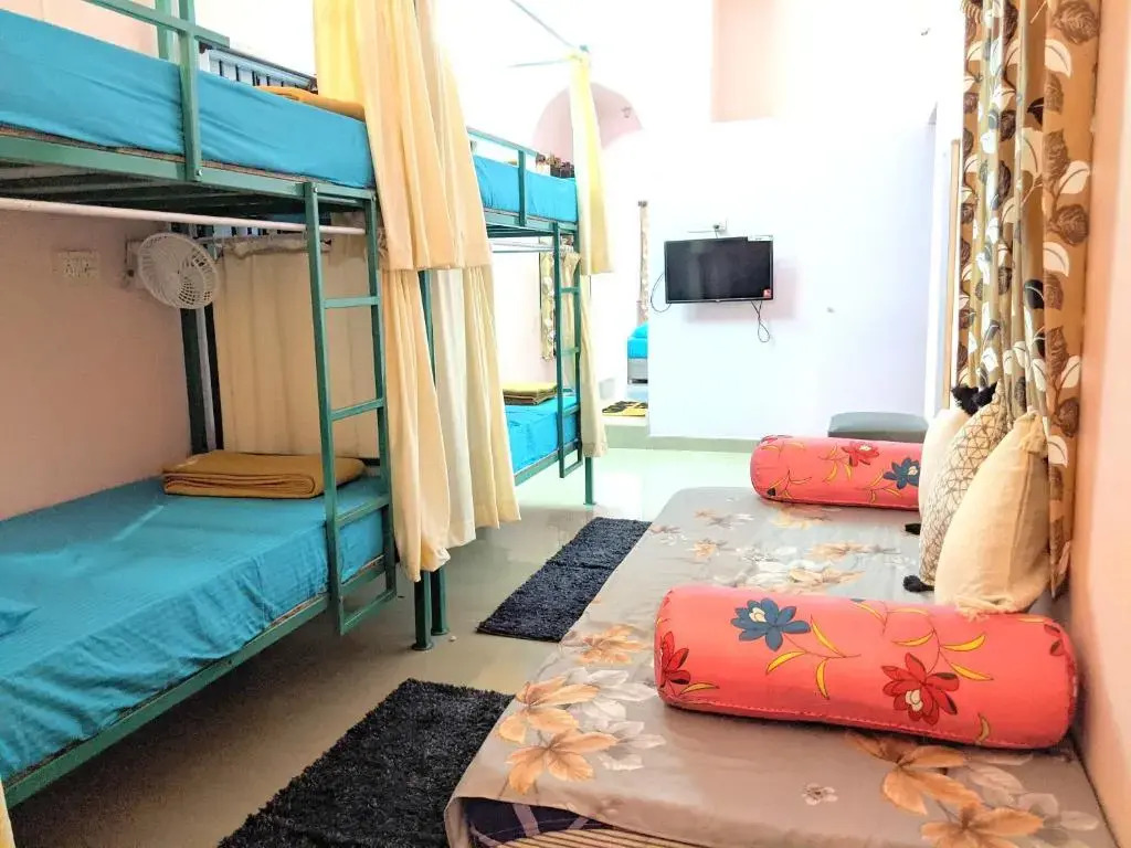 Aura hostel
