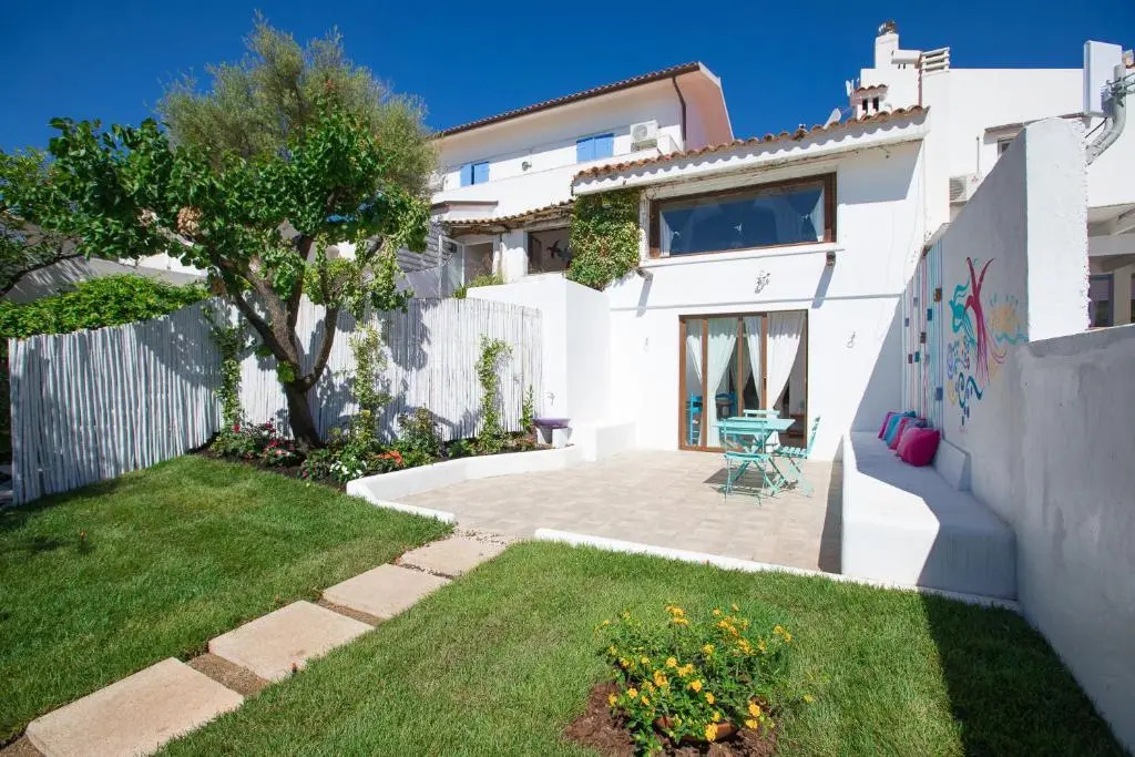 PALMASERA CHARMING - Rooms & Suites