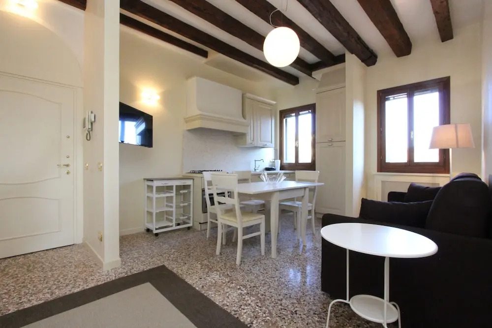 City Apartments - Tintoretto