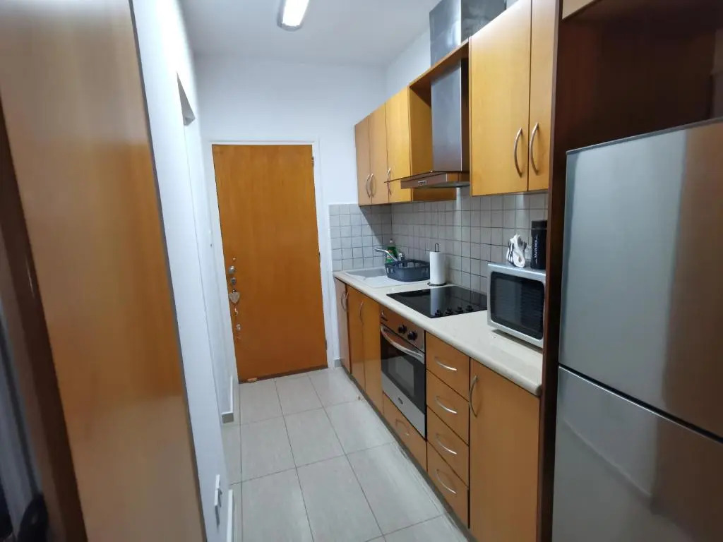Flat111-Adults only