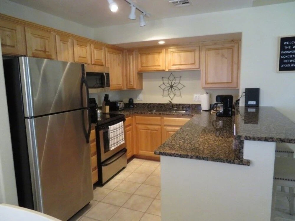 David And Johnelle R 3 Bedroom Condo