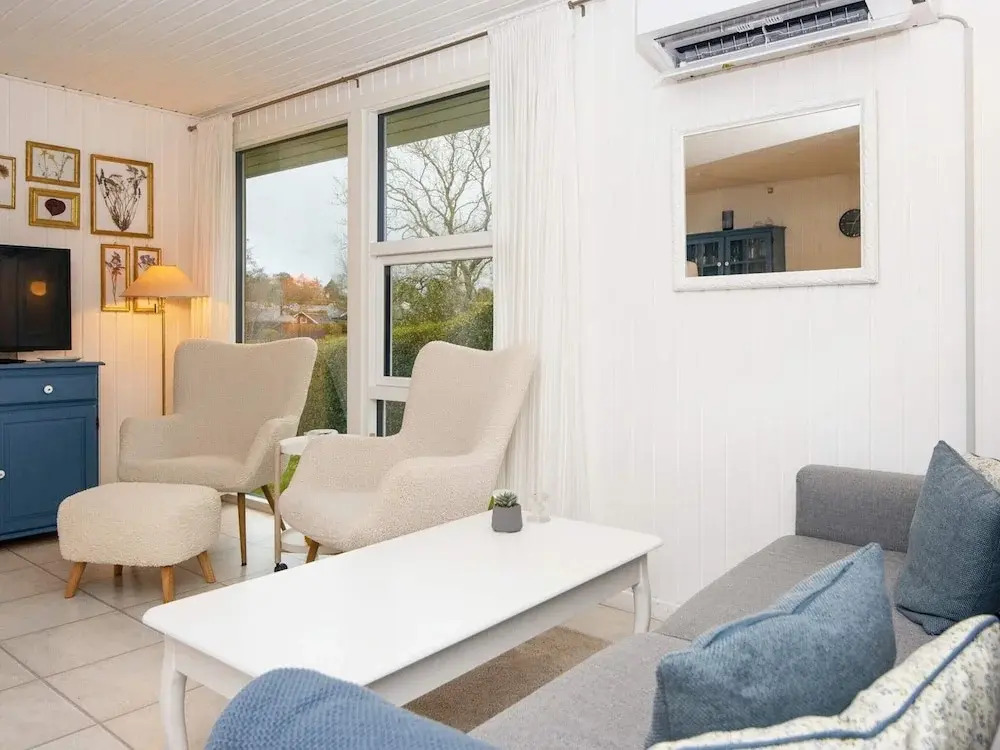 Panoramic Cottage Retreat-By Traum