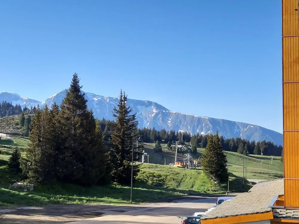 Studio in Chamrousse, with Wonderful Mountain View And Balcony - 100 M From the Slopes