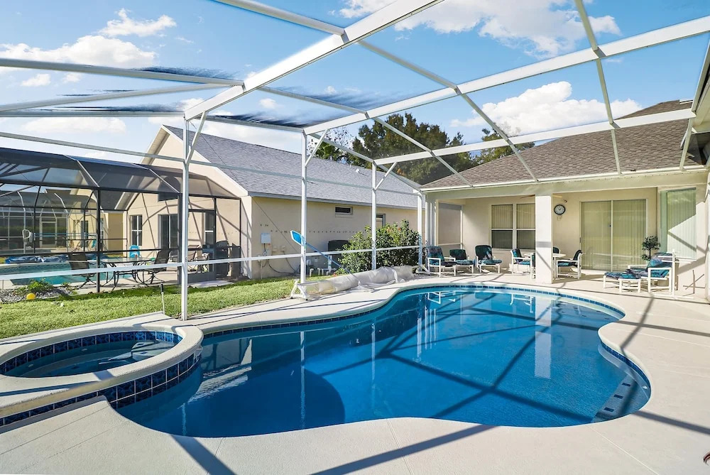 Four Bedroom Pool Home - 344 GL - Vusa