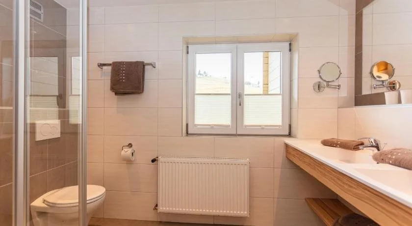 Appartement Bergfried Kaprun, Ski-in Ski-out, Sommerkarte und Panoramablick