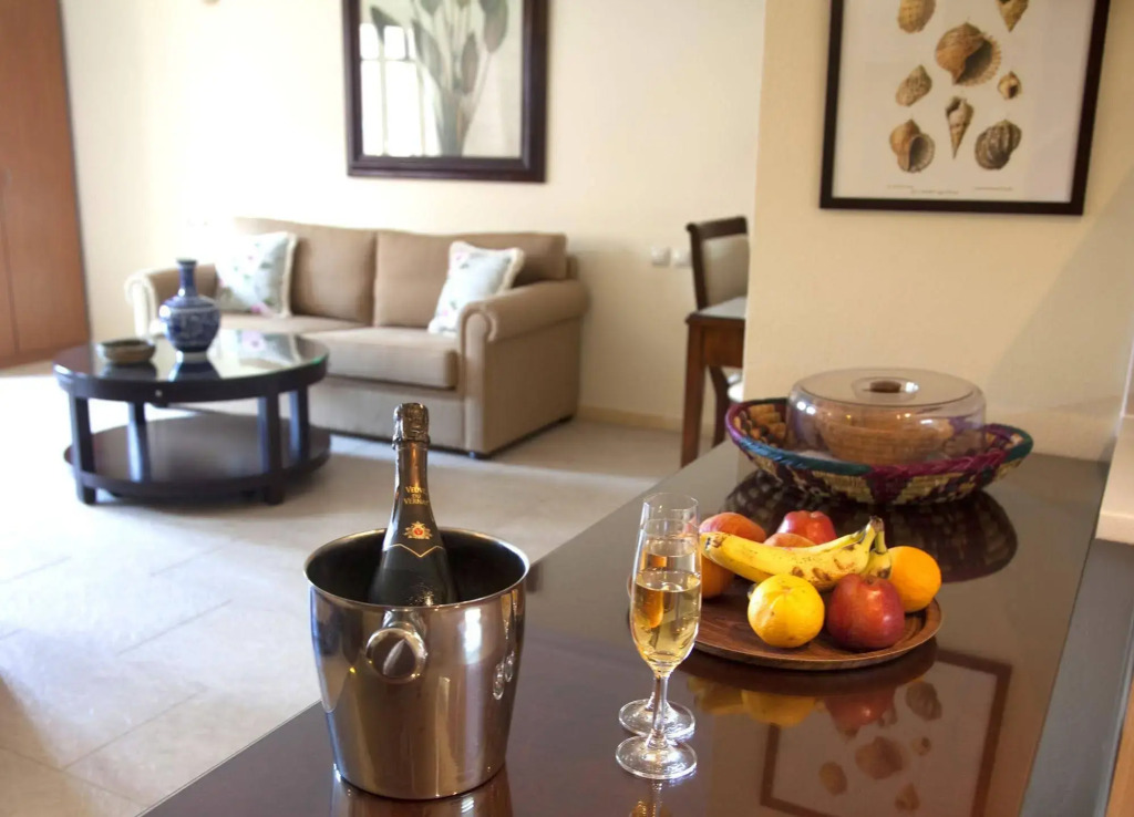 Balhambra Suites