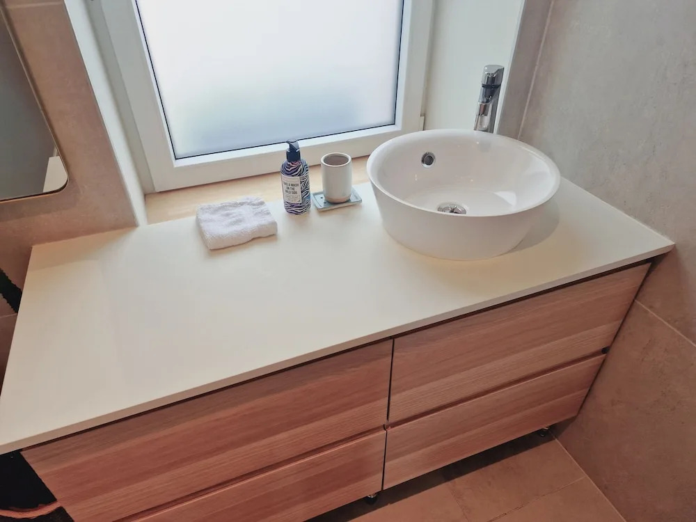 Zennon Rooms