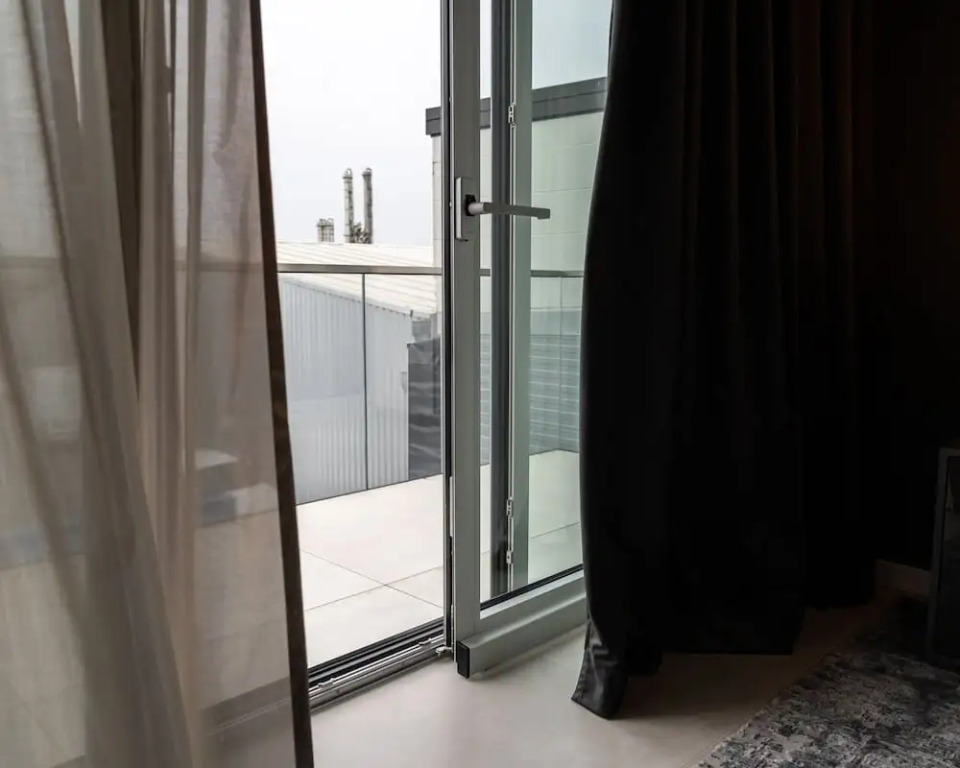 THE NEWSHA SIGNATURE HOME