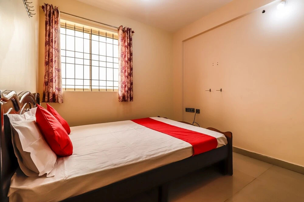 Spot on 48301 Thirumala Boarding & Lodge