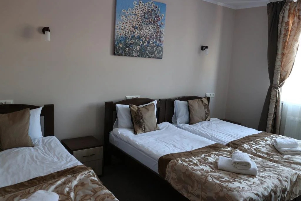 Orange Hotel