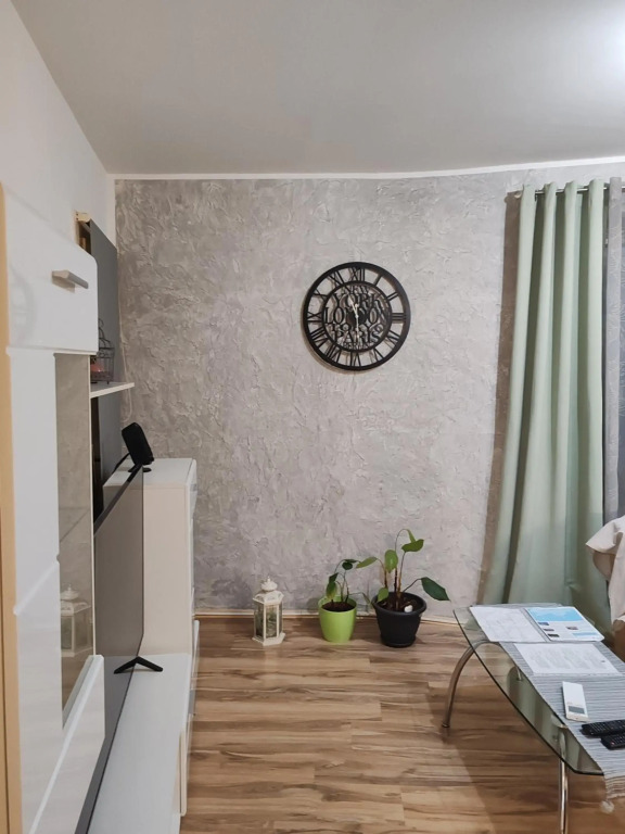 Apartment Carera 1900