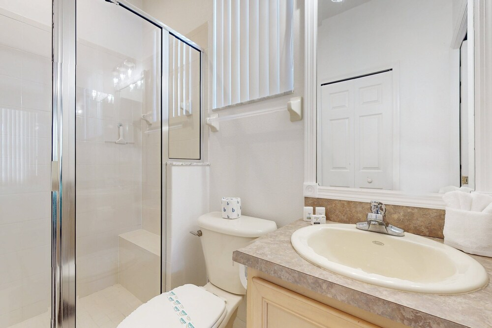 Single-story Home With Private Pool, Wifi, Central AC, WD and Full Kitchen
