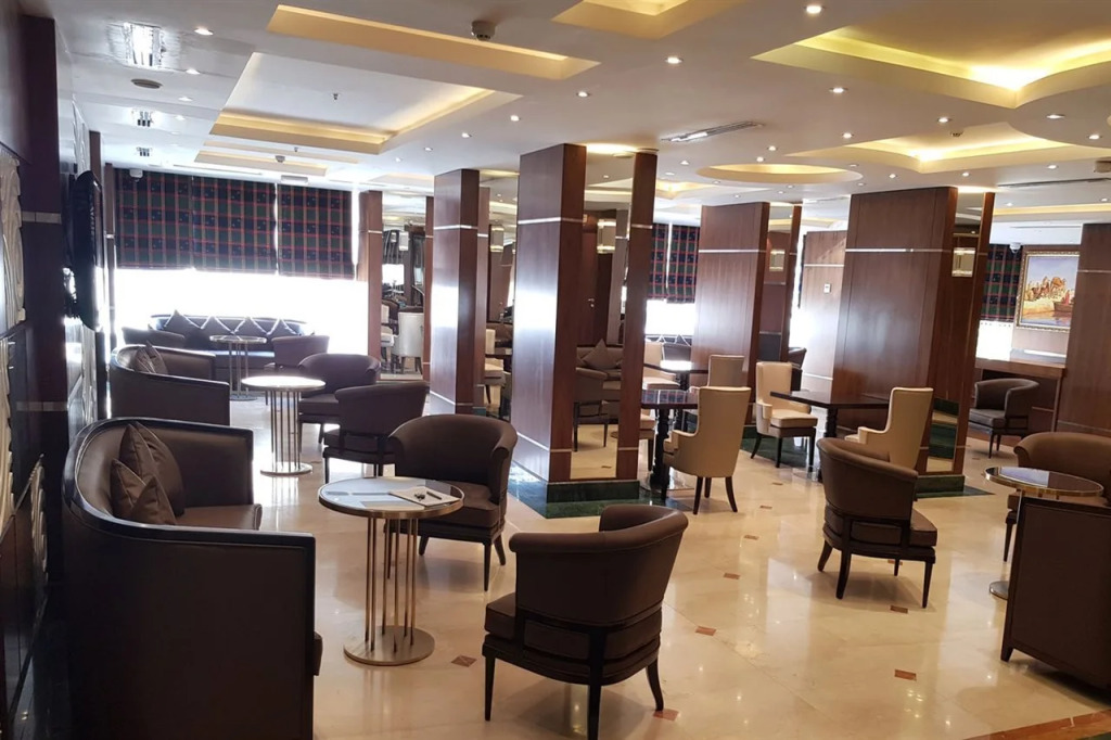 Al Muntazah Plaza Hotel