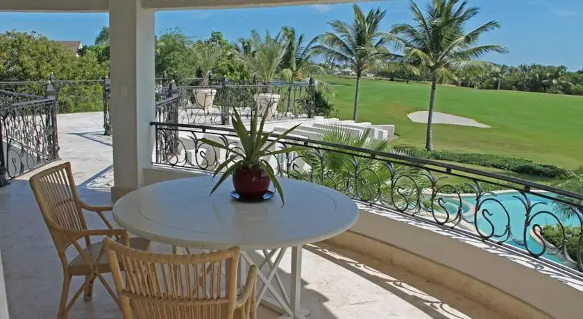 Villa Blanca