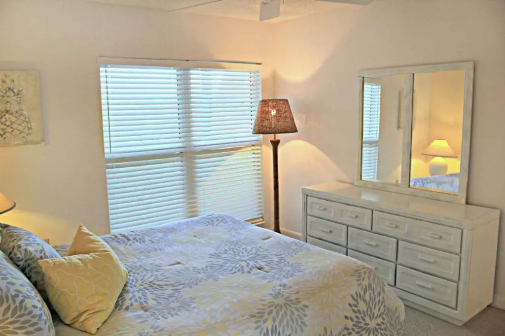 Tradewinds 61