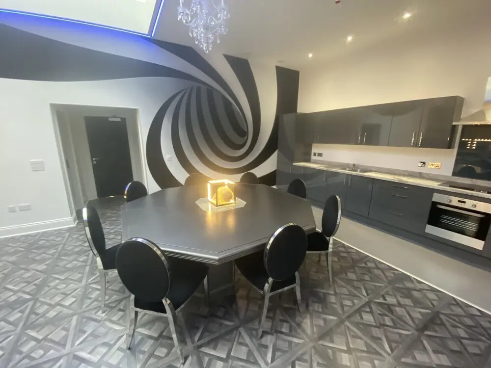1 Temple Court
