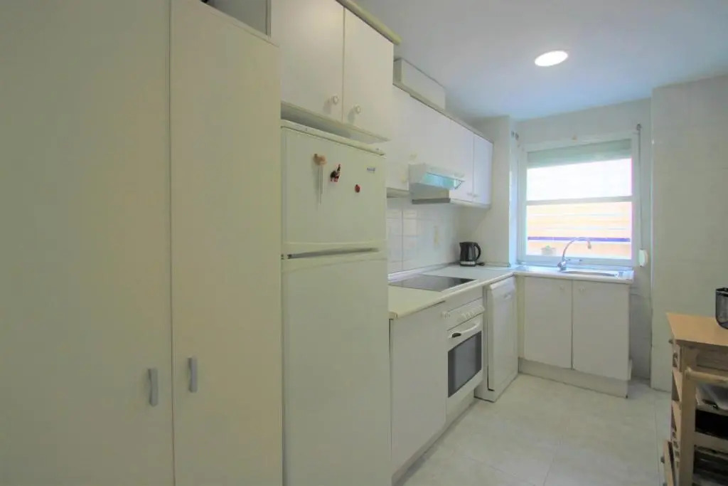 Apartamento CasaTuris enfrente al mar en Playa Muchavista C102