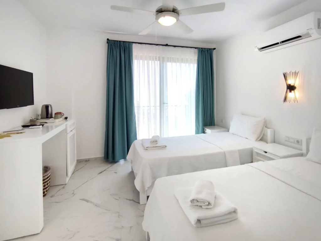 Payam Hotel