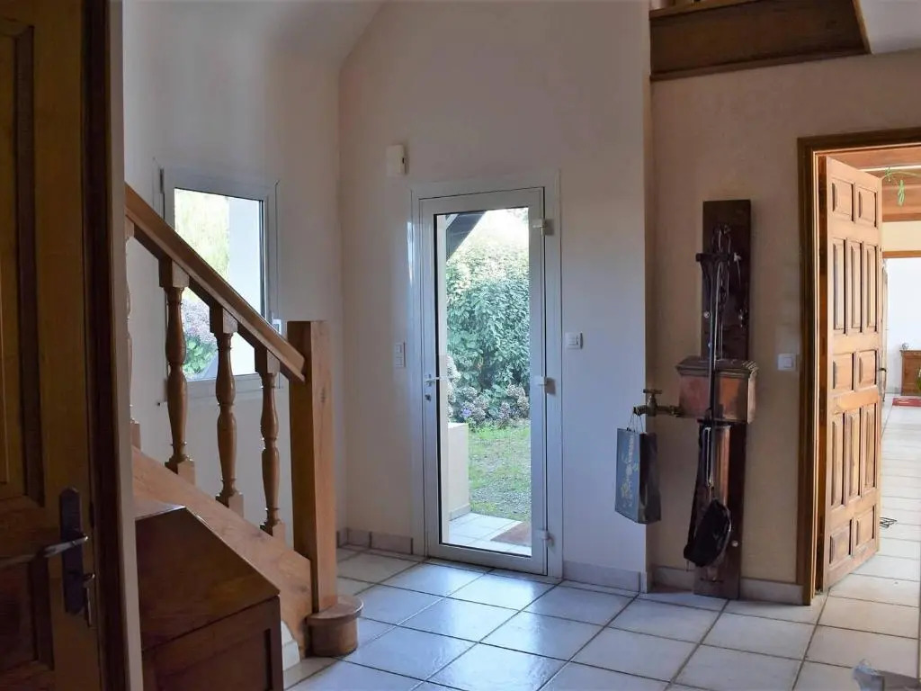 Grande maison à Trébeurden avec WIFI, vue mer, jardin et BBQ, 900m de la plage, 9 pers - FR-1-368-147