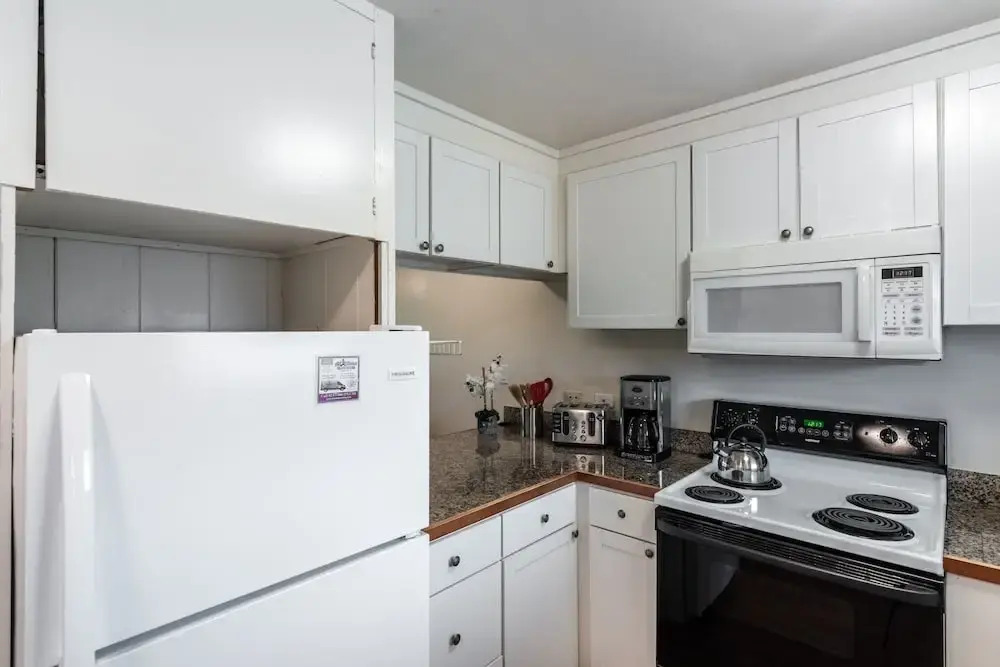 Amazing Luxury Beach Condo Lahaina