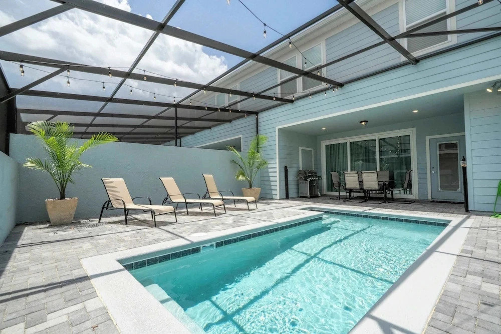 Family-friendly House w/ Private Pool Near Disney
