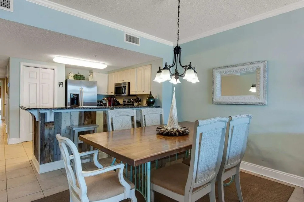 202 Majestic Beach Tower I