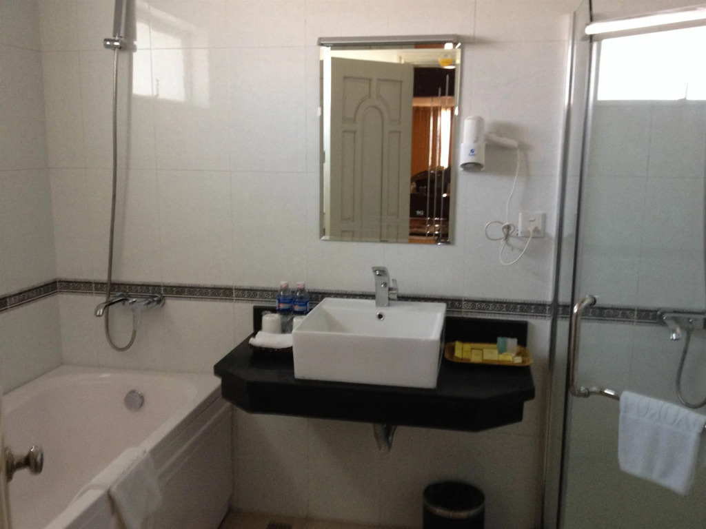 Hoang Long Hotel - Hai Phong Center