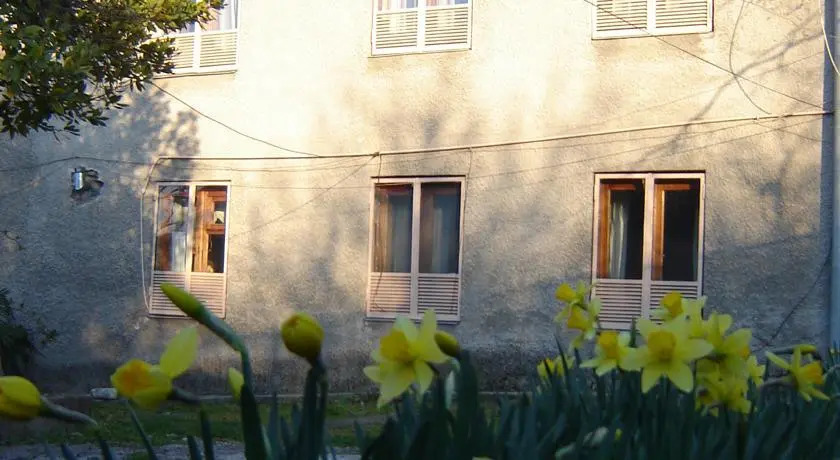 Guesthouse Lira