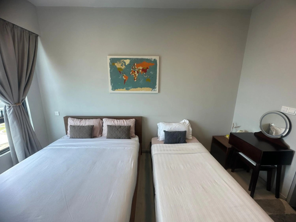 Jesselton Quay Staycation by Vluma Suites