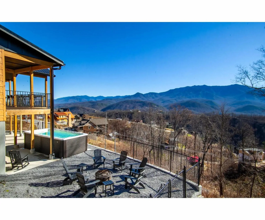 Sky Ridge Mountain View Wheelchair Accessible and Swim Spa