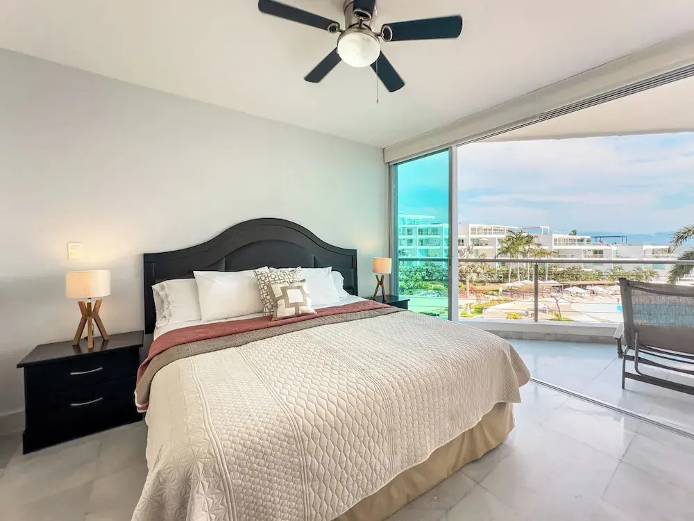 ARIA Residence Beachfront luxury