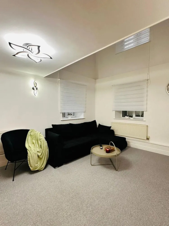 Home Away From Home- City Centre Gem