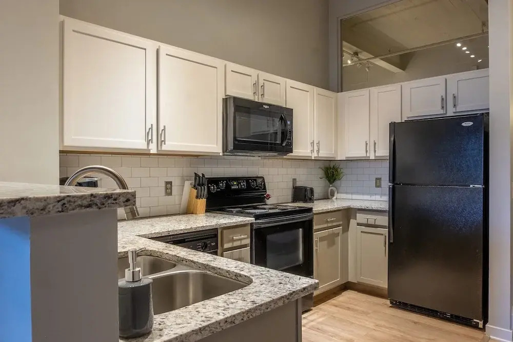 FRONTDESK 300 Heinz St Apts Pittsburgh